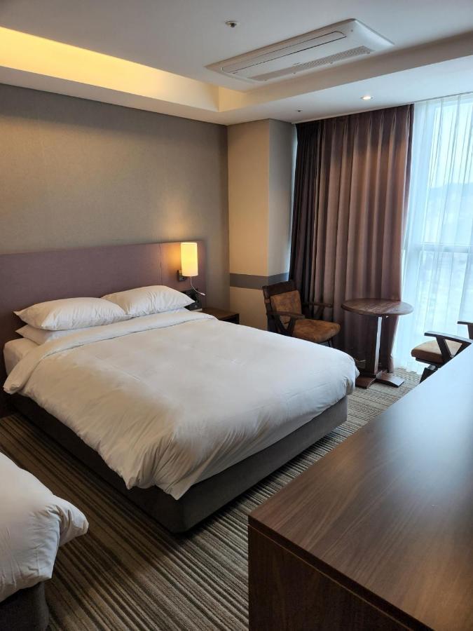 Island Hotel Пусан Екстериор снимка