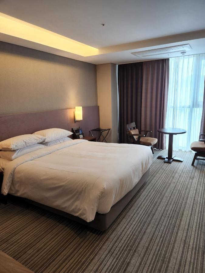 Island Hotel Пусан Екстериор снимка